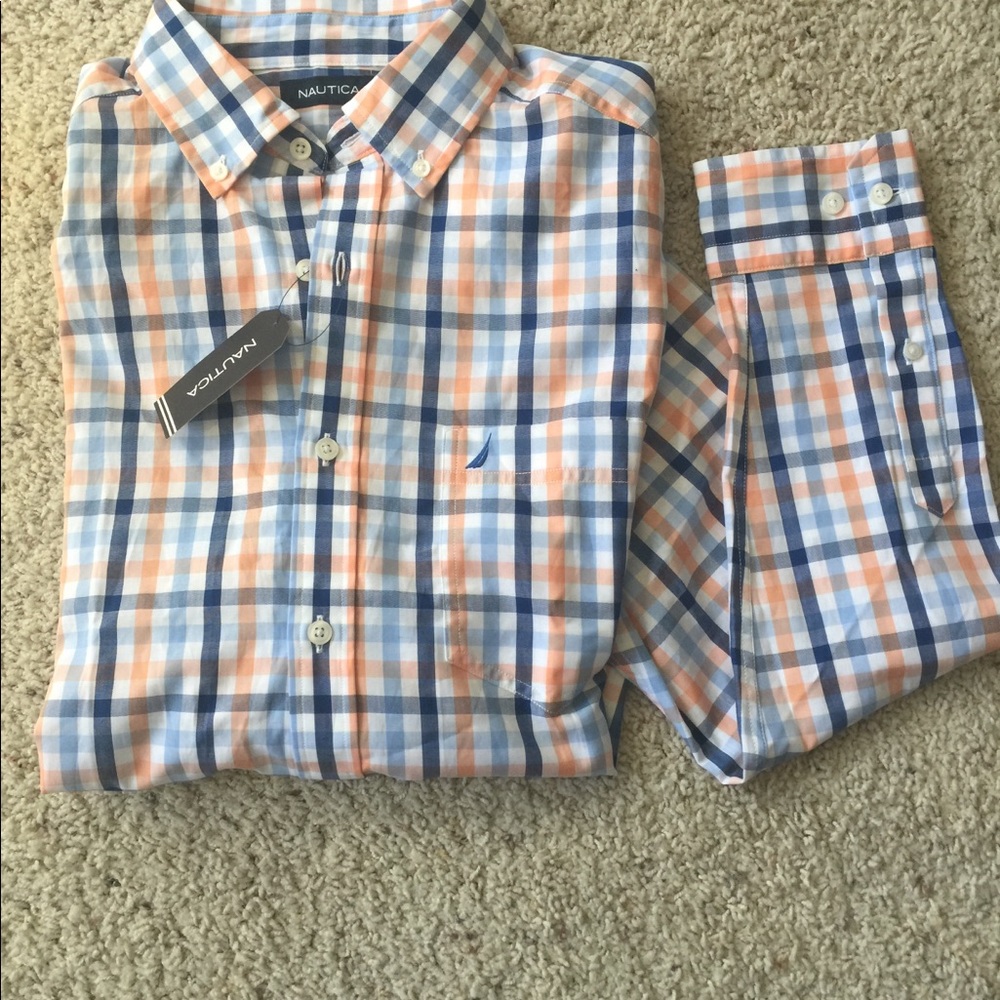 MEN'S  PLAID  LONG SLEEVE BUTTON DOWN SHIRT